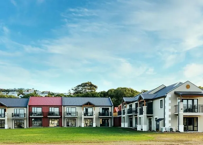 Mariner Suites