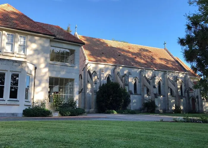 Teschemakers Resort